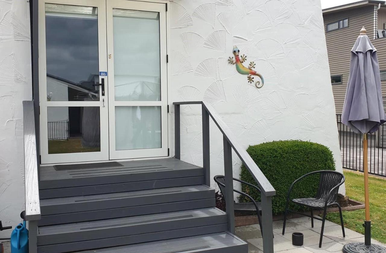 Apartamento Barrington House Lago Taupo Exterior foto